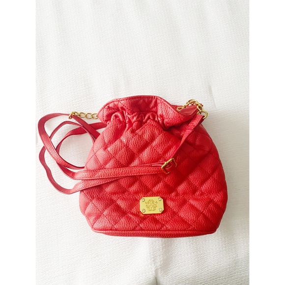 Jessica Simpson Red Quilted Bucket Bag - Picture 3 of 9
